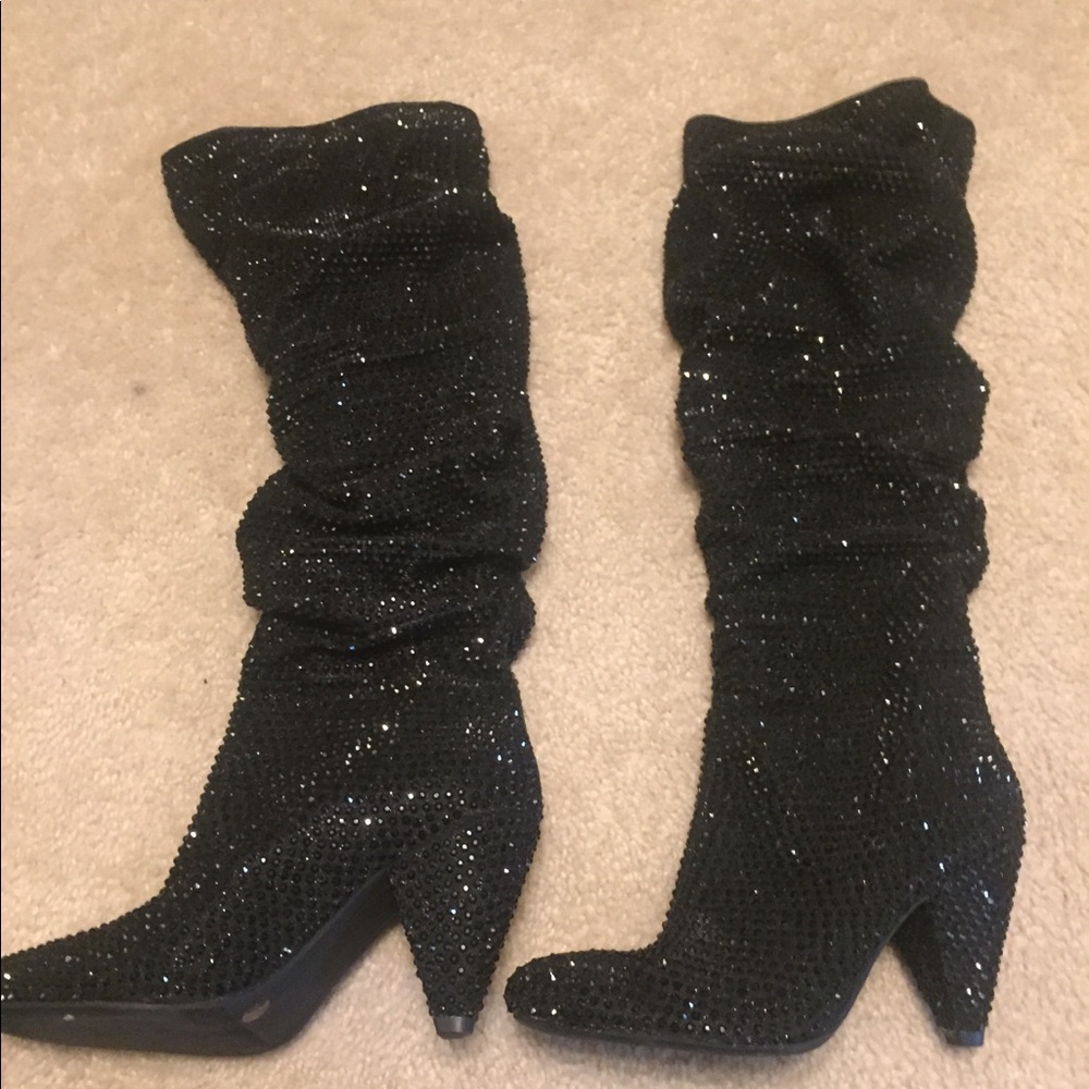 Crystal encrusted Gorgeous knee high boots!